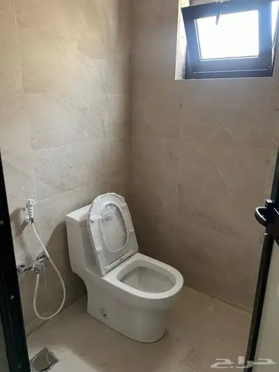 معارض ومكاتب تجارية للإيجار 16