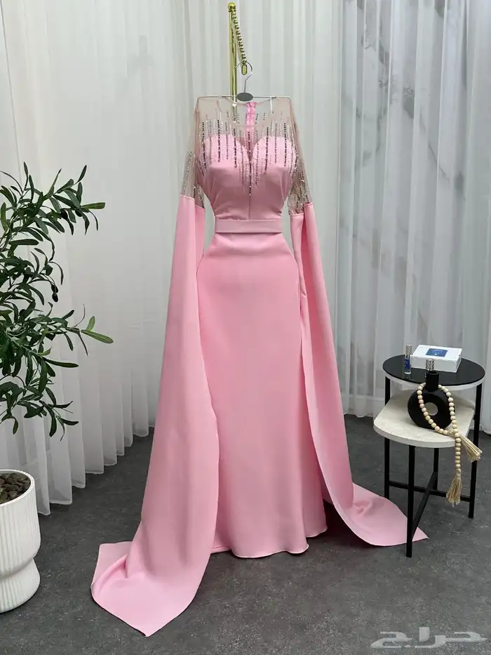 متجر فساتين 24