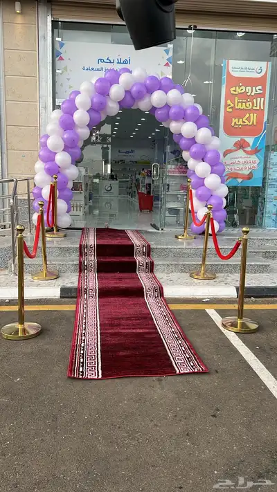 افتتاح محلات تجارية بوابات تراس شاشات أقواس بلونات إضاءات 10