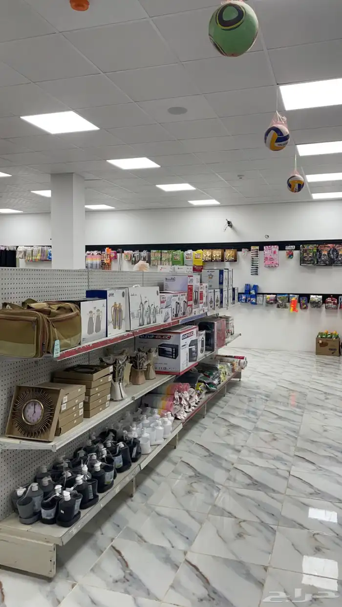 بيع أغراض السوق أواني منزلية ومستلزمات مدرسية وملابس 0