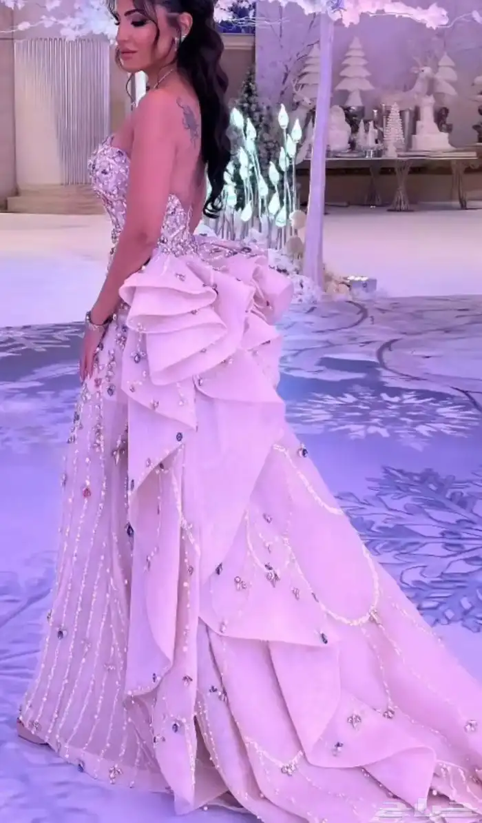 فستان سهرة فخمة بذيل امواج ينفصل تفصيل خاص مصمم ازياء نسائية 24