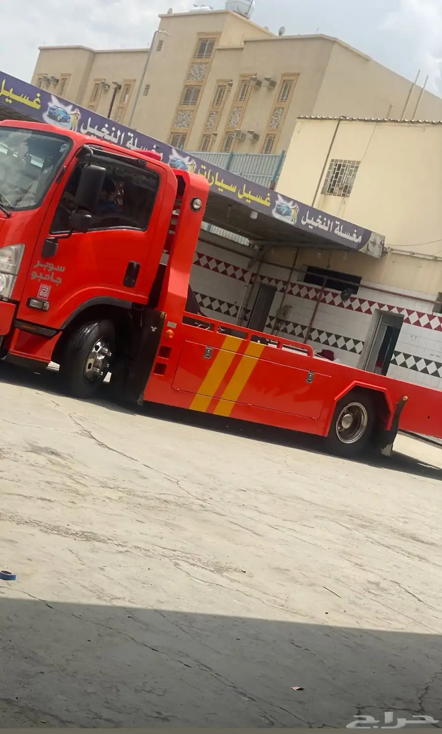 سطحه لنقل السيارات 0