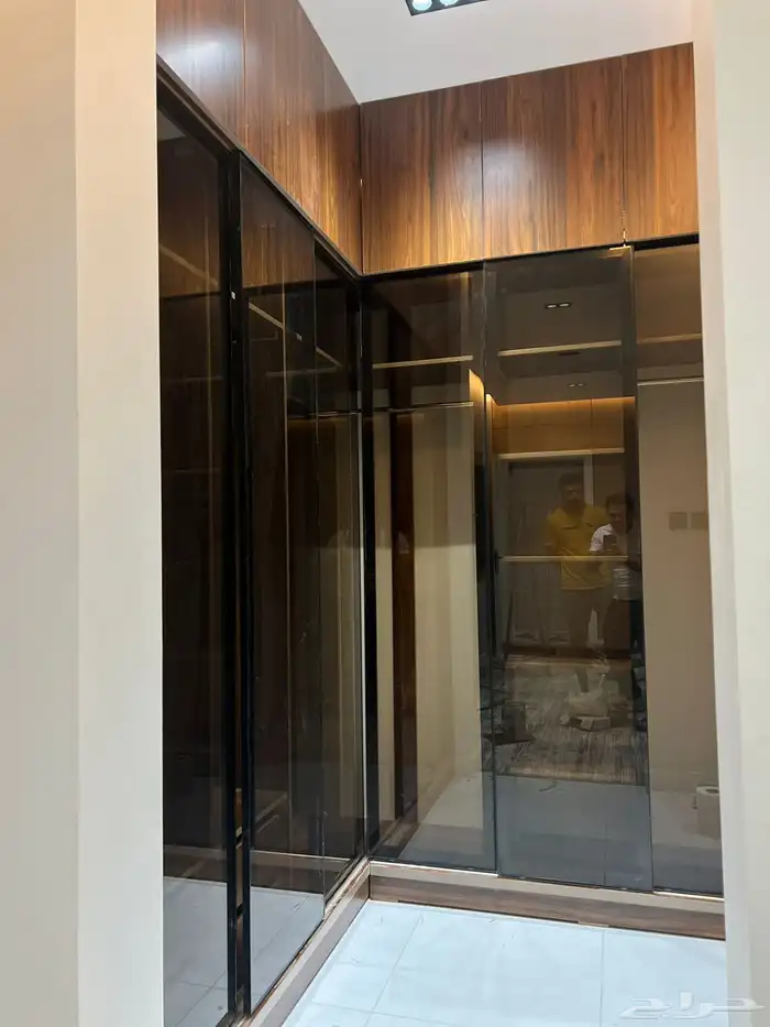 تفصيل غرف نوم وتركيب ديكورات خشبية والتنجيد ودهان الأبواب 17