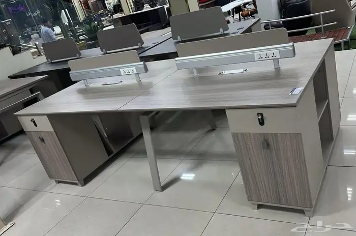 تأثيث مشاريع مكاتب كراسي وحدات مكتبية كراسي محاضرات بالجملة 24