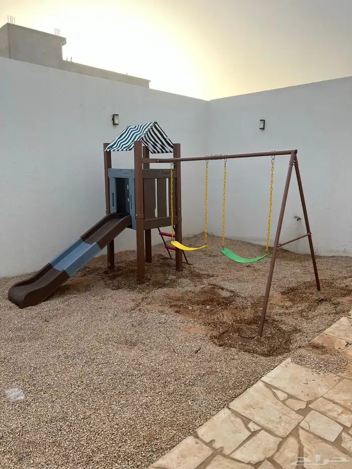 اتوفرت لدينا مجموعه مراجيح وزحاليق للالطفال والكبارحديثه 7