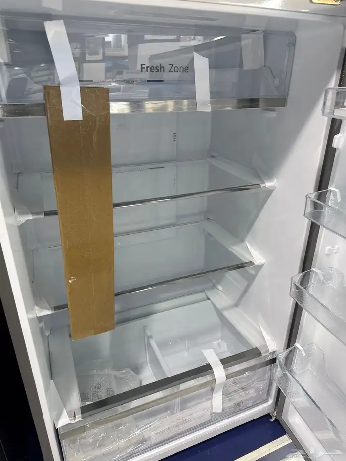 ثلاجات 19.9 قدم هايسنس 10