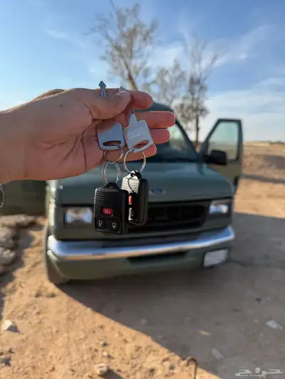 فان رحلات كلاسيكي - فورد Classic van - Ford 10