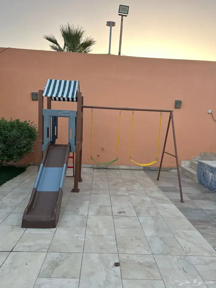 اتوفرت لدينا مجموعه مراجيح وزحاليق للالطفال والكبارحديثه 0