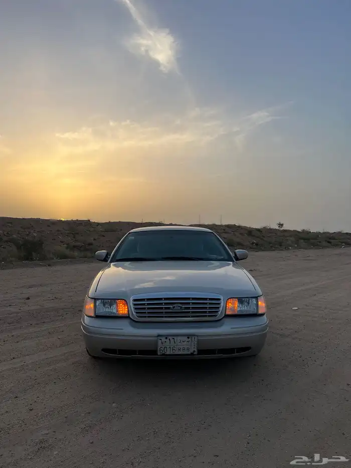 فورد كراون فكتوريا سعودي 2010 0