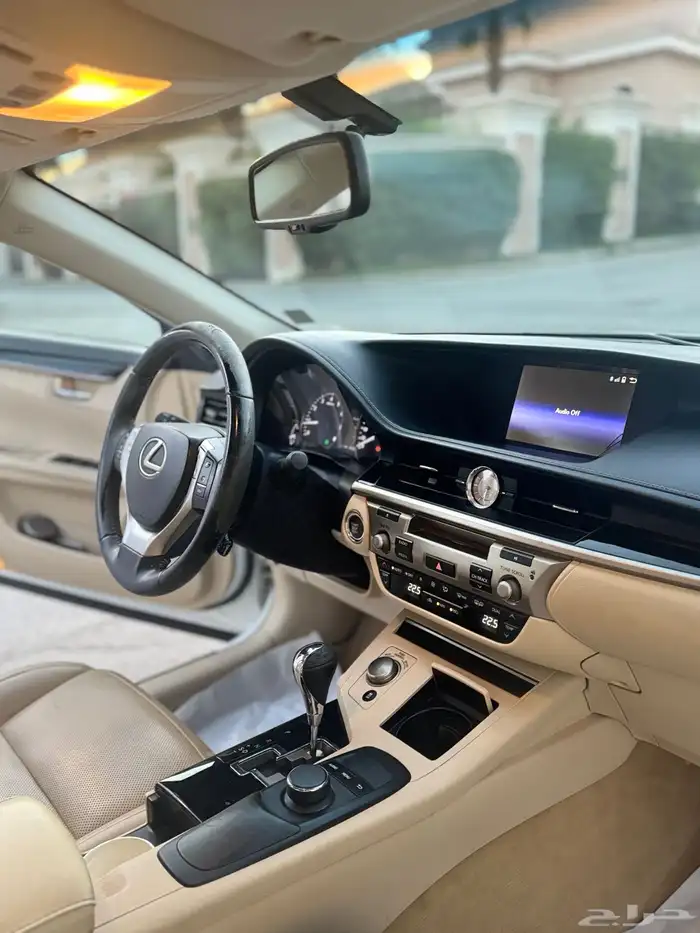 لكسز 2015 ( مباع ) 26