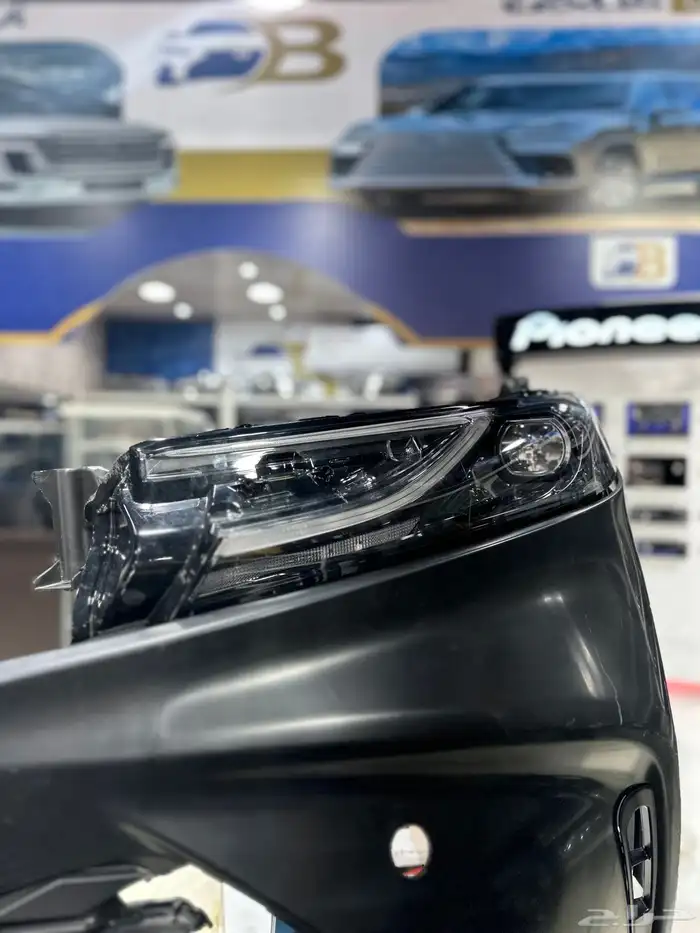 واجهيه كامري 2025 4