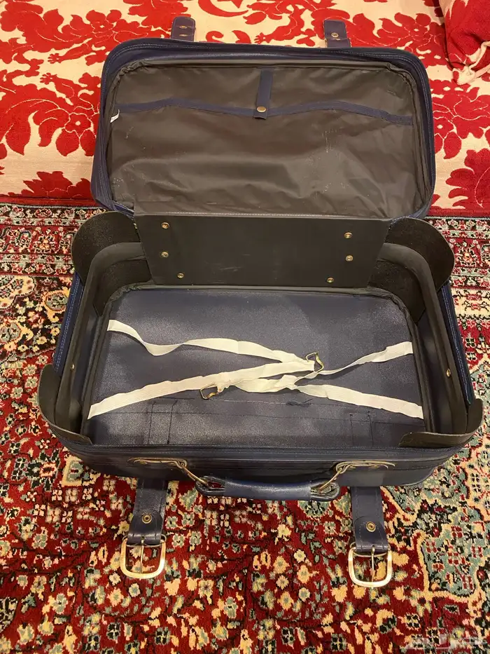 شنطة سفر جلد قديمة 3