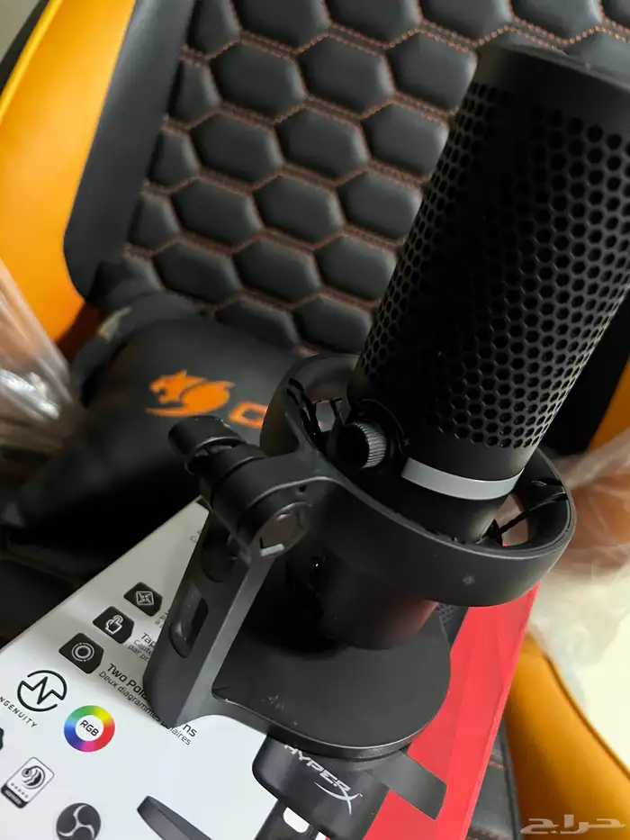 مايك من شركة HYPERX 4