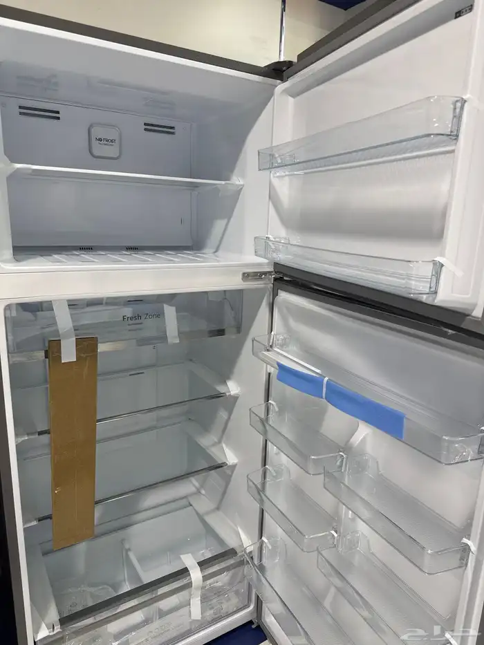 ثلاجات 19.9 قدم هايسنس 12