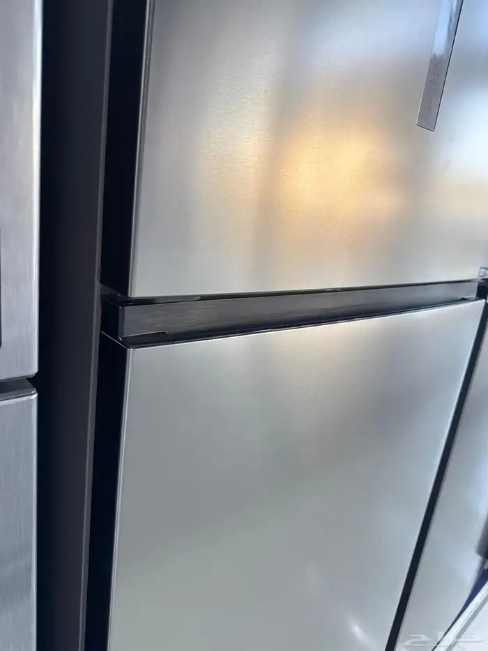 ثلاجات 19.9 قدم هايسنس 15