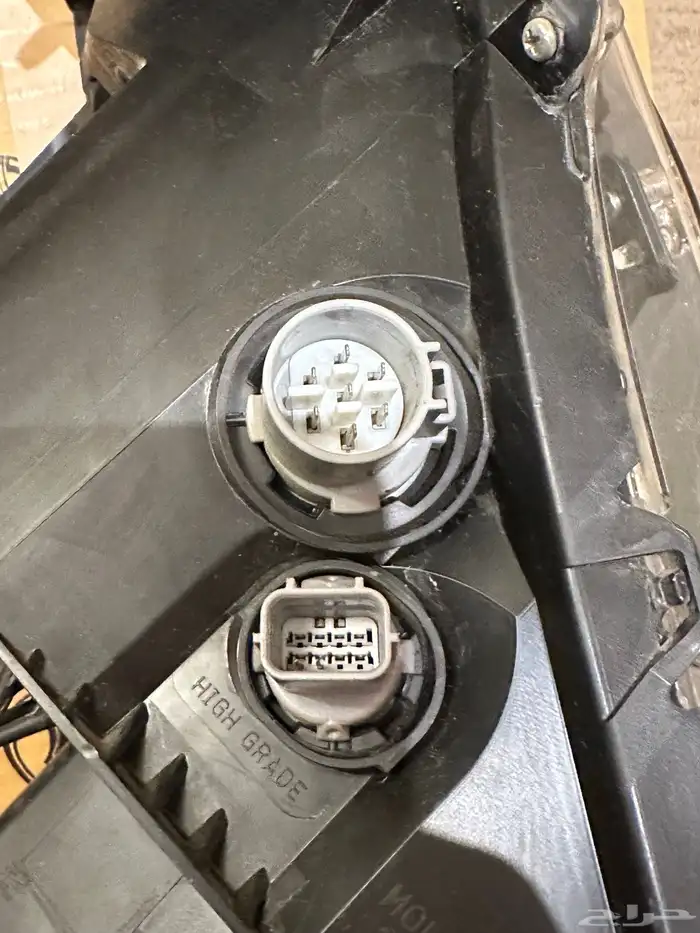 شمعه امامية يسار مازدا CX5 4