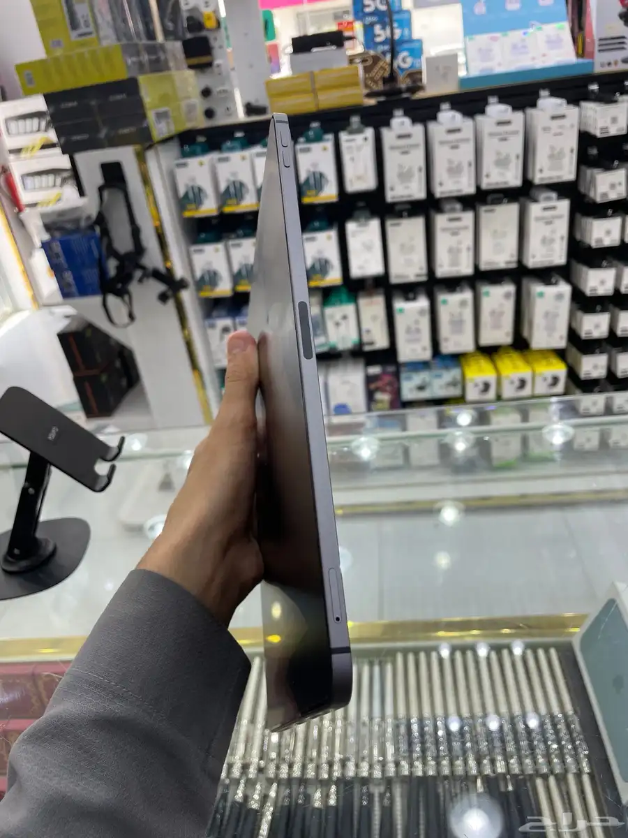 ايباد 11 برو تم البيع 3