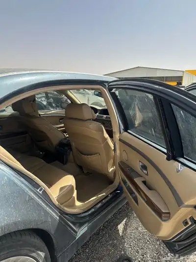 بي ام دبليو 2006 5