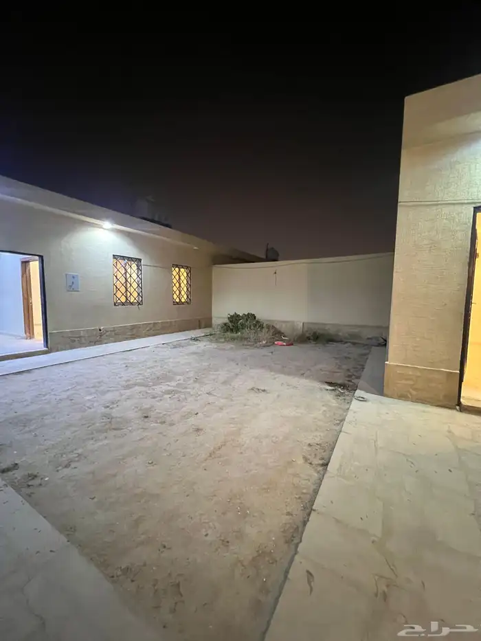 للايجار استراحة عزاب في الرمال مميزة 6