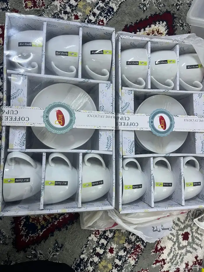 للبيع زبدية مع الصحون 0