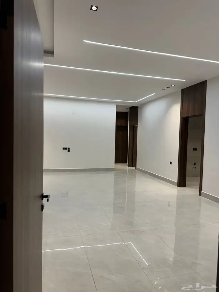 ادوار للبيع بحي الندوة 4