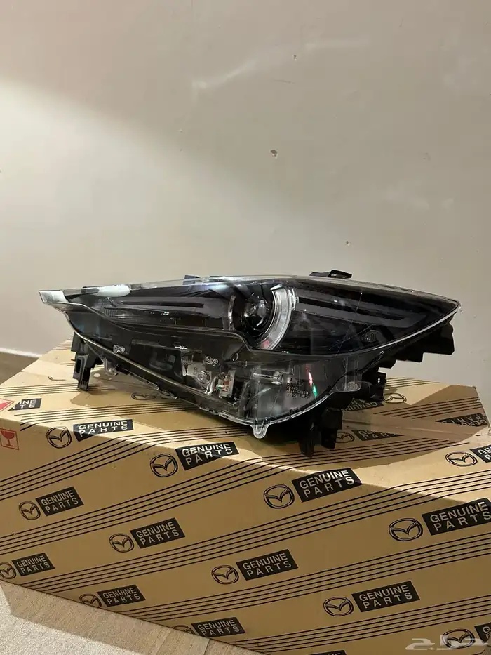 شمعه امامية يسار مازدا CX5 0