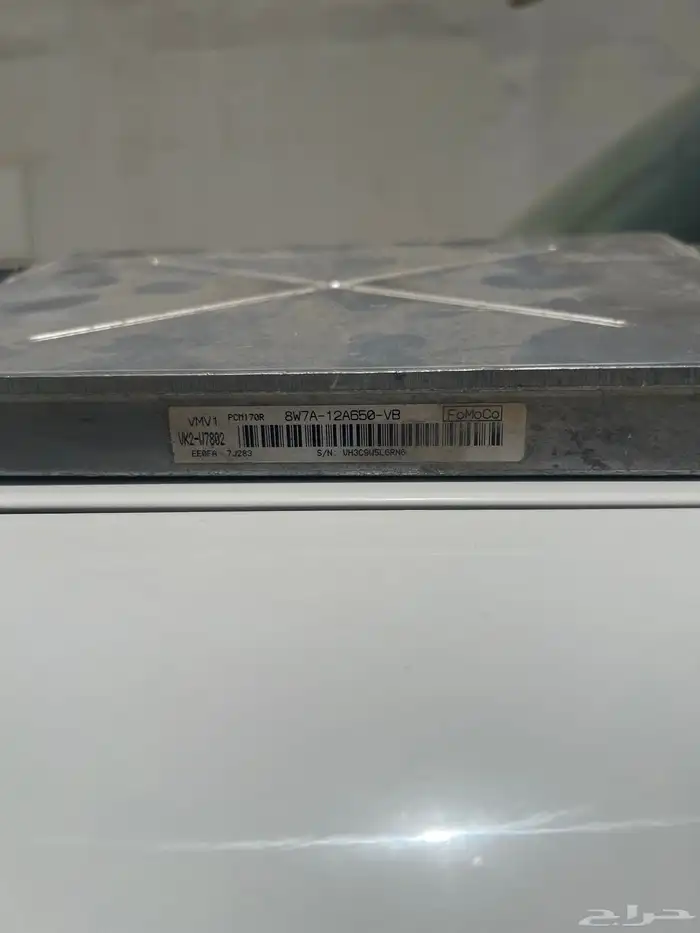 كمبيوتر فورد فكتوريا وماركيز 2008 و 2009 3