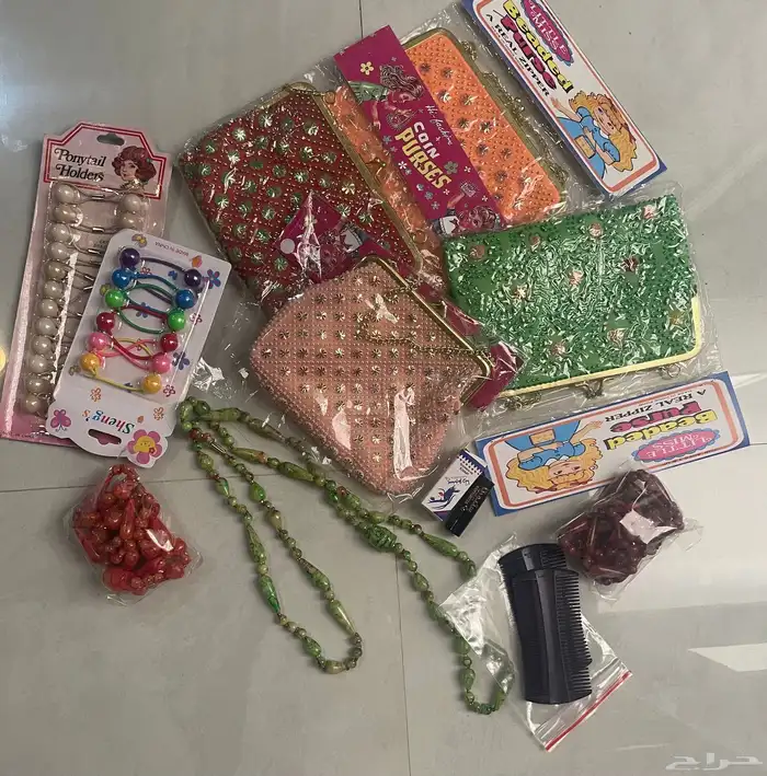 شنطة المجلة. مقتنيات زمان الماضي الجميل 14