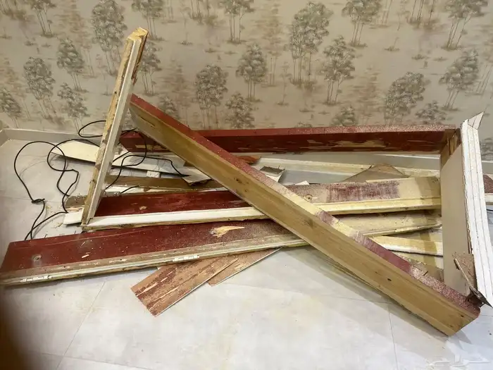 3 ابراب خشب بفريماتهم للبيع الاحساء 2