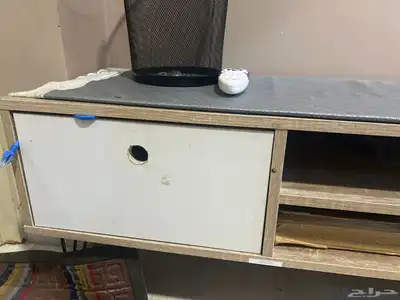 طاولة تلفاز 1