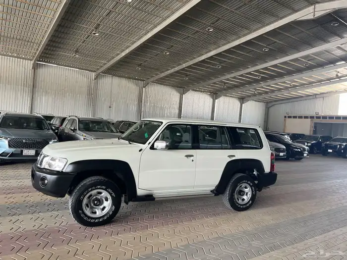نيسان باترول فتك 4ابواب شبه جديد 2022 سعودي 10