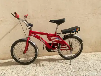 بسكليت رامبو أحمر معدل البيع على اليوم 3