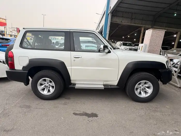 للبيع نيسان باترول ربع 2021 فل 25