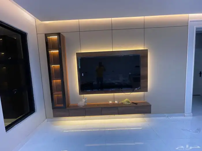 تفصيل غرف نوم وتركيب ديكورات خشبية والتنجيد ودهان الأبواب 19