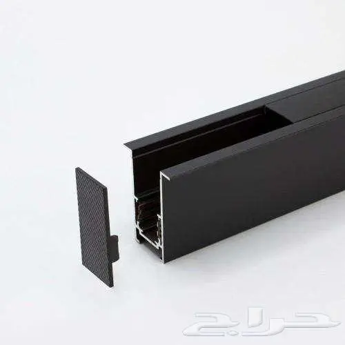 إضاءة المسار المغناطيسي (Magnetic Track Light) 16