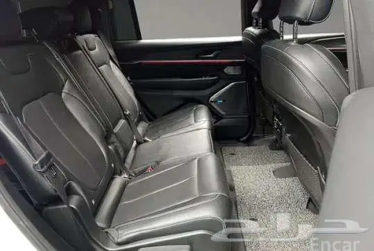 جيب 2022 Grand Cherokee 17