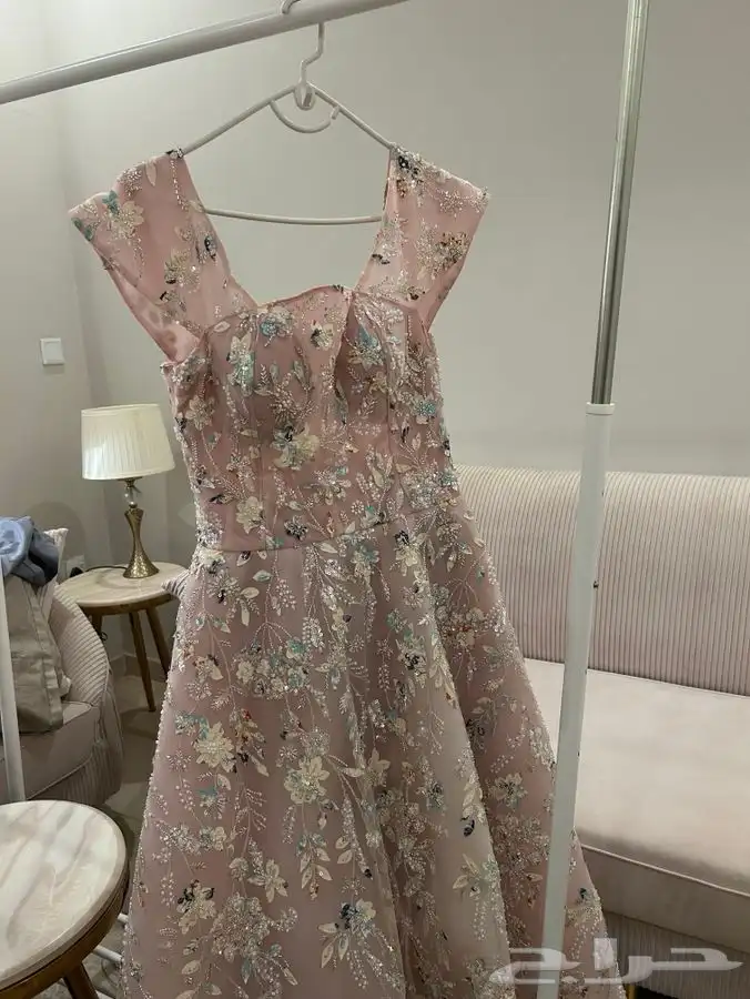 فستان تفصيل شبه جديد 1