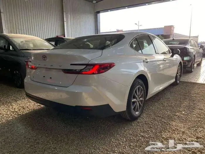 تويوتا كامري استاندر E2025 اقساط عرض بنك الجزيره 3