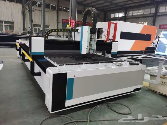 ماكينة CNC فايبر ليزر 1500 واط FIBER LASER 1500W 1