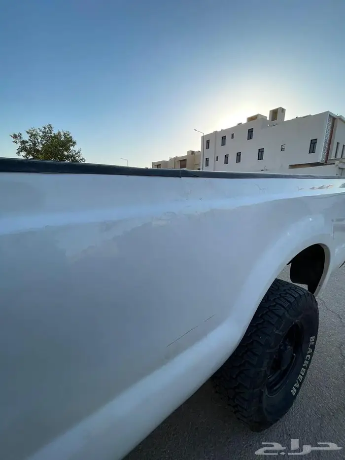 للبيع فورد F250 مخزن 18