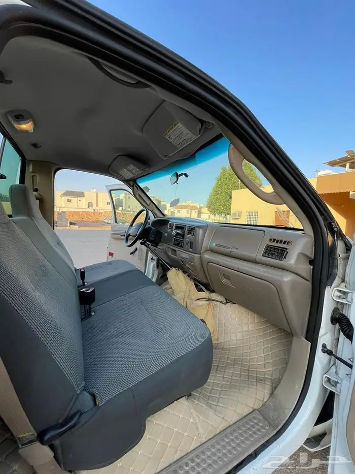 للبيع فورد F250 مخزن 13