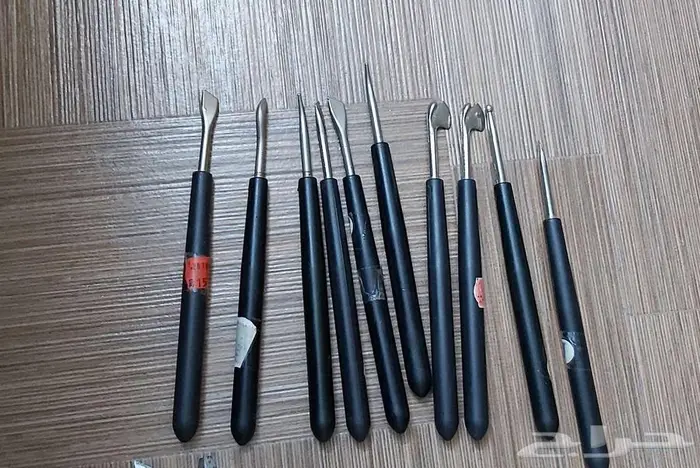 أدوات نحت و حفر و حرق   أخشاب وجلود 1