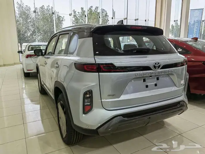 تويوتا اوربان كروزر GLX فل كامل 2025 4
