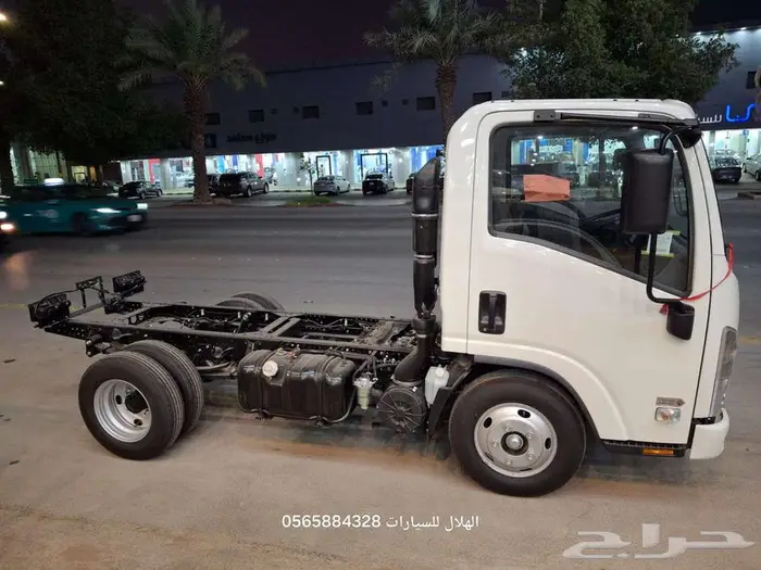 ايسوزو دينا 3 طن 2025 6