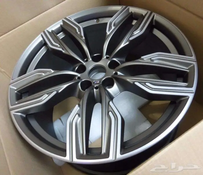 نوفر جميع انواع الجنوط BMW اصلية وكالة 0