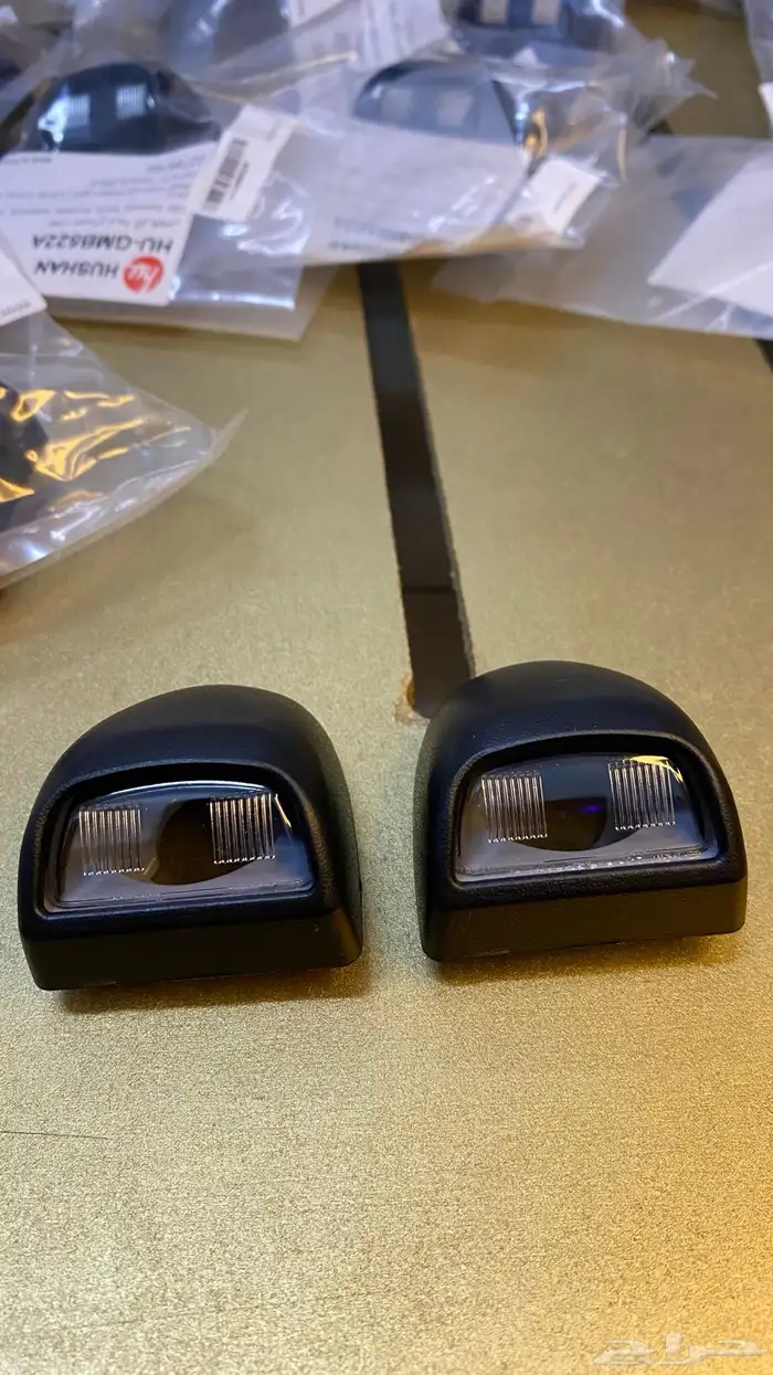 قاعدة لمبة اللوحه جمس سوبربان 2000-2006 4