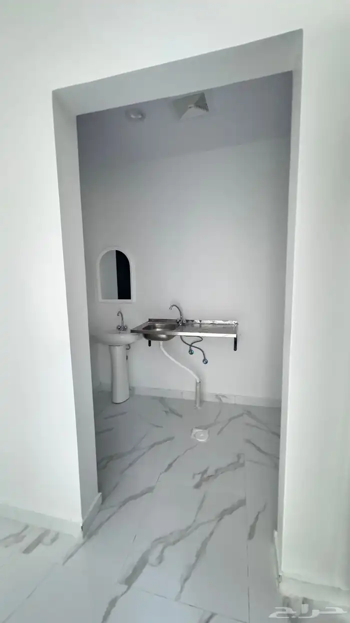غرف عزاب للإجار 1