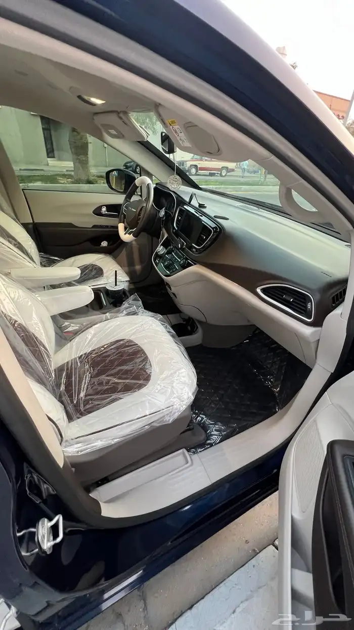 فان عائلي نظيف كرايسلر باسيفيكا 2020Chrysler Pacifica 6