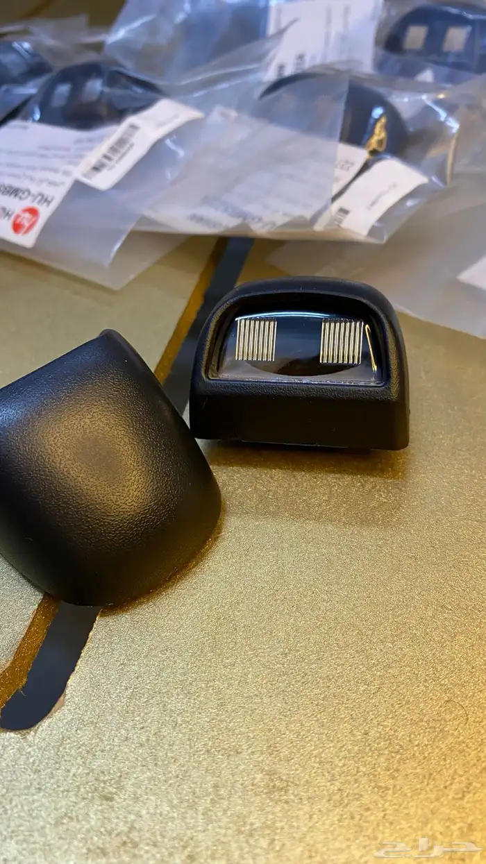 قاعدة لمبة اللوحه جمس سوبربان 2000-2006 6