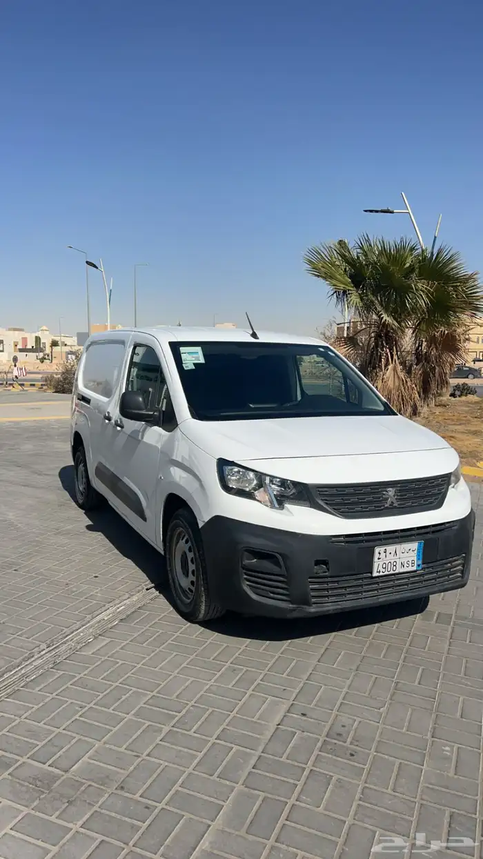 فان بيجو بضاعة للبيع ممشى 188 موديل 2022 0